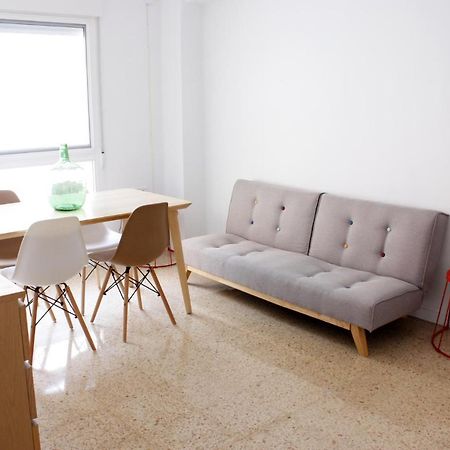 バレンシアApartamento Privado Proximo A Playa Y Ciencias Con Wifiアパートメント エクステリア 写真