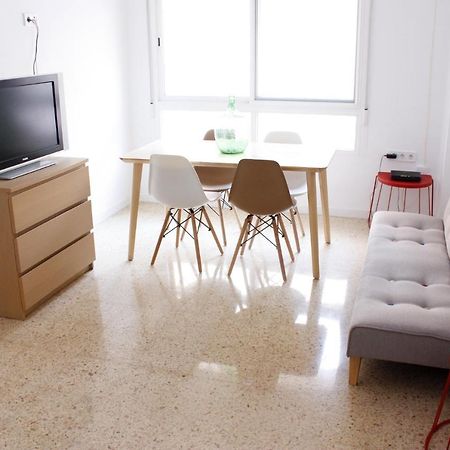 バレンシアApartamento Privado Proximo A Playa Y Ciencias Con Wifiアパートメント エクステリア 写真