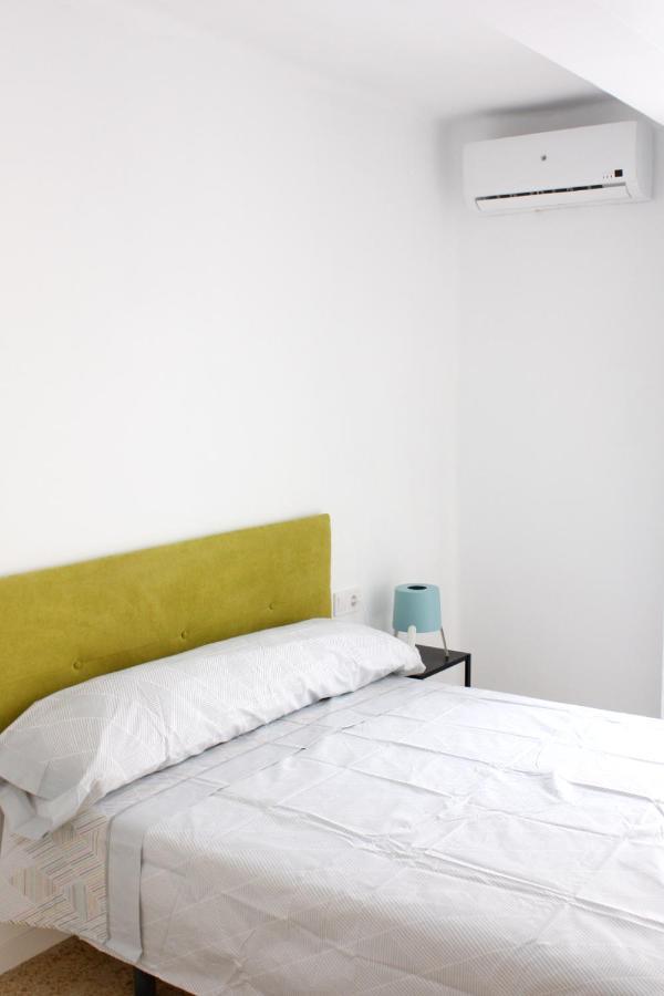 バレンシアApartamento Privado Proximo A Playa Y Ciencias Con Wifiアパートメント エクステリア 写真