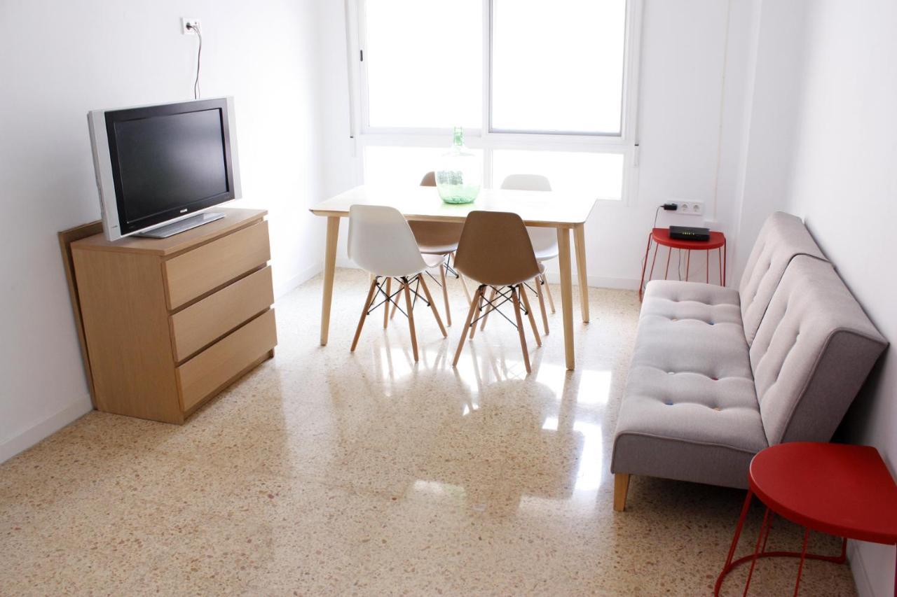 バレンシアApartamento Privado Proximo A Playa Y Ciencias Con Wifiアパートメント エクステリア 写真