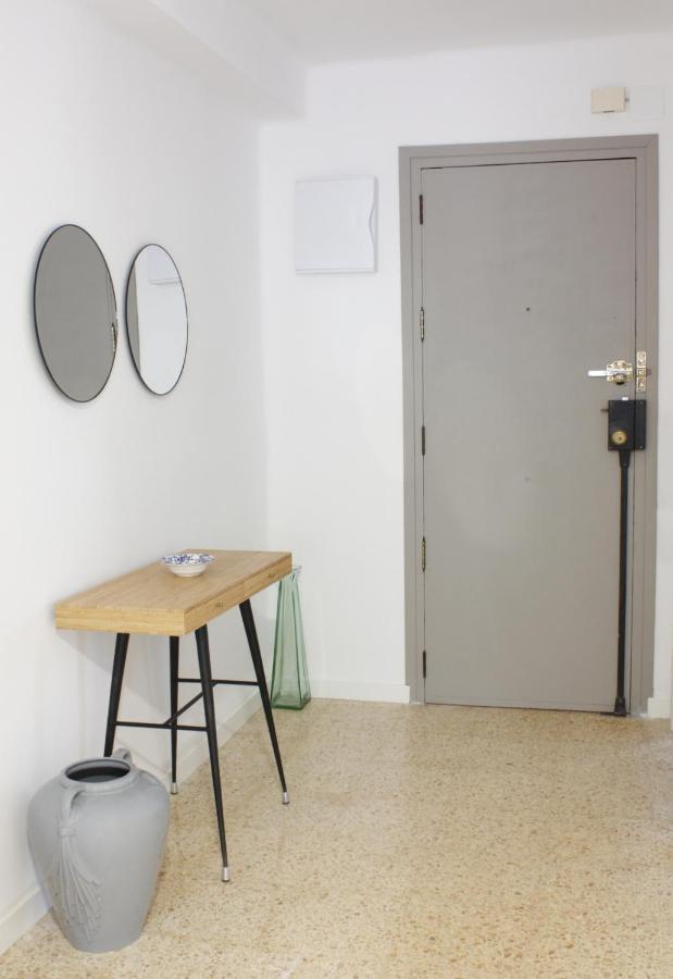 バレンシアApartamento Privado Proximo A Playa Y Ciencias Con Wifiアパートメント エクステリア 写真