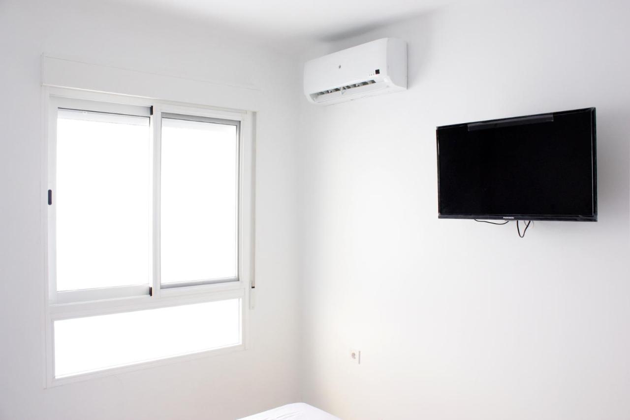 バレンシアApartamento Privado Proximo A Playa Y Ciencias Con Wifiアパートメント エクステリア 写真
